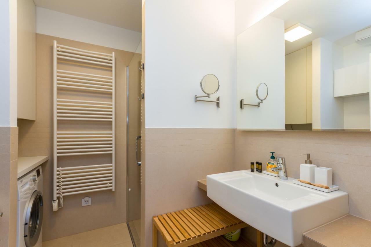 Apartments Lux By Locap Group Portoroz Bagian luar foto